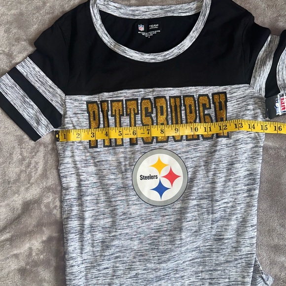 NFL Apperal Pittsburgh Steelers T-shirt new with Tags women size xs - Picture 6 of 7